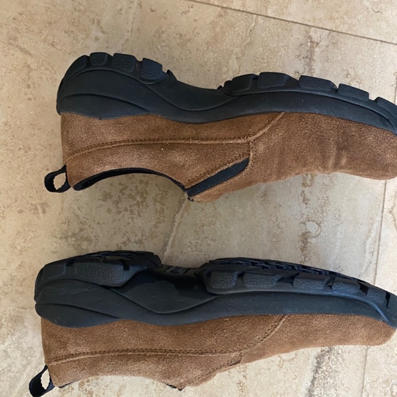 Lands End Tan Suede Ladies Slip Ons Size 8 - Picture 8 of 8